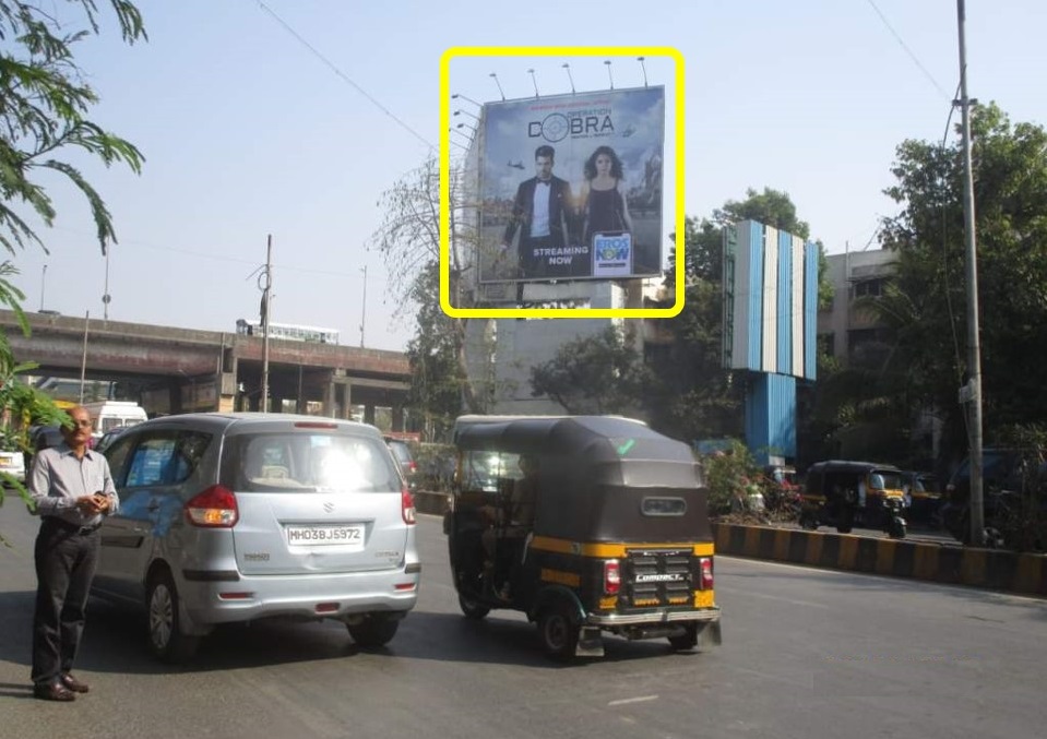 Advertising on Hoarding in Andheri East, Mumbai