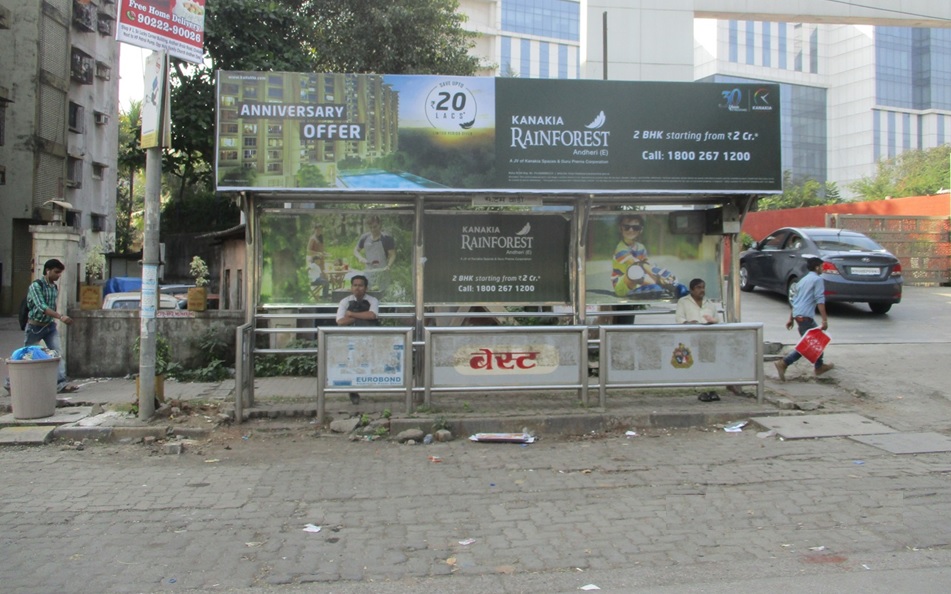 Advertising On Bus Shelter In Andheri East, Mumbai